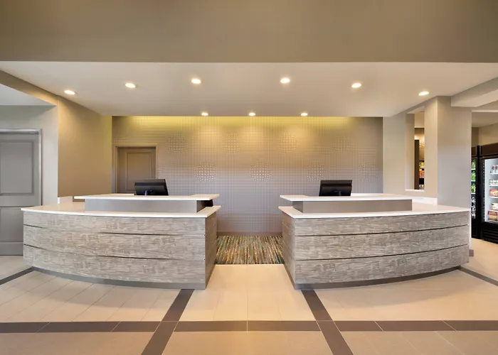 By Marriott Hanes Mall 3* Winston-Salem