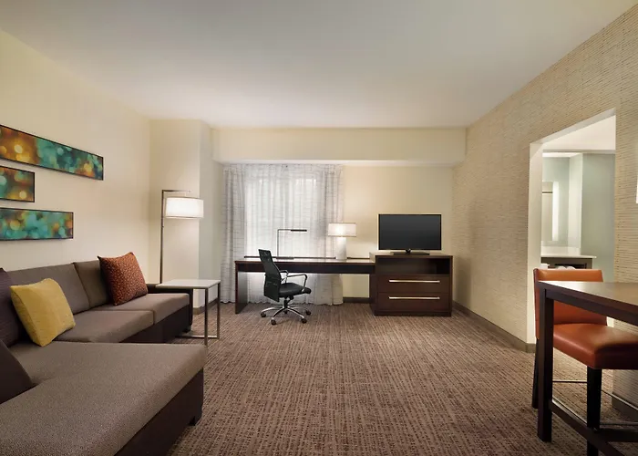 By Marriott Hanes Mall Hotel